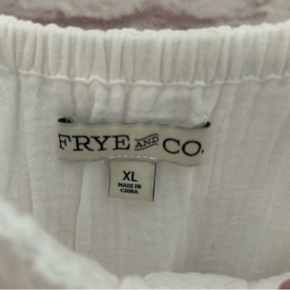 Frye & Co Gauze Textured White Tiered Sleeveless Dress. - Picture 8 of 11